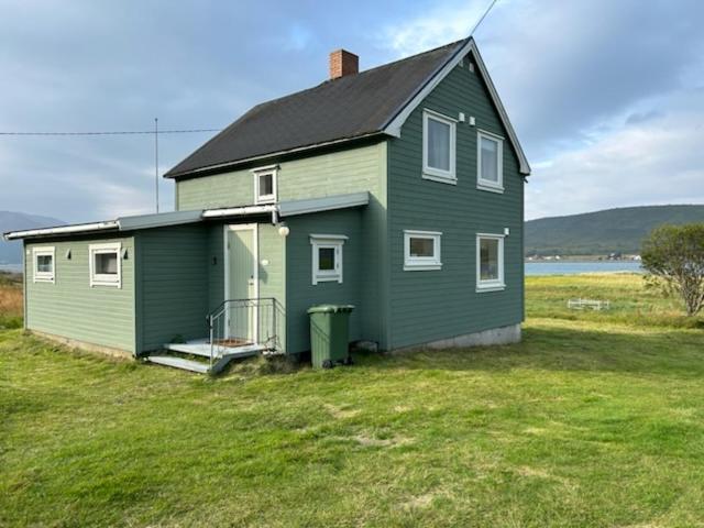 Hos Laura & Valdemar Villa Nord-Lenangen Exterior photo